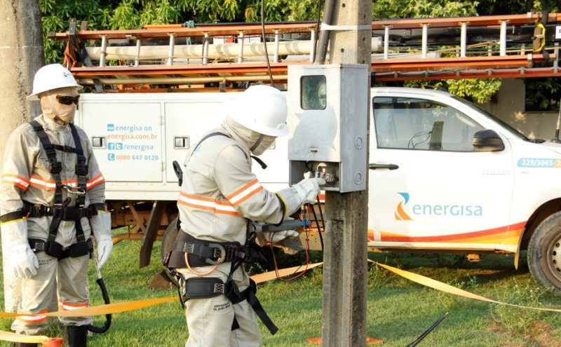 Energisa oferta curso de eletricista gratuito em Ariquemes, Ji-Paraná, Cacoal, Rolim de Moura e Vilhena