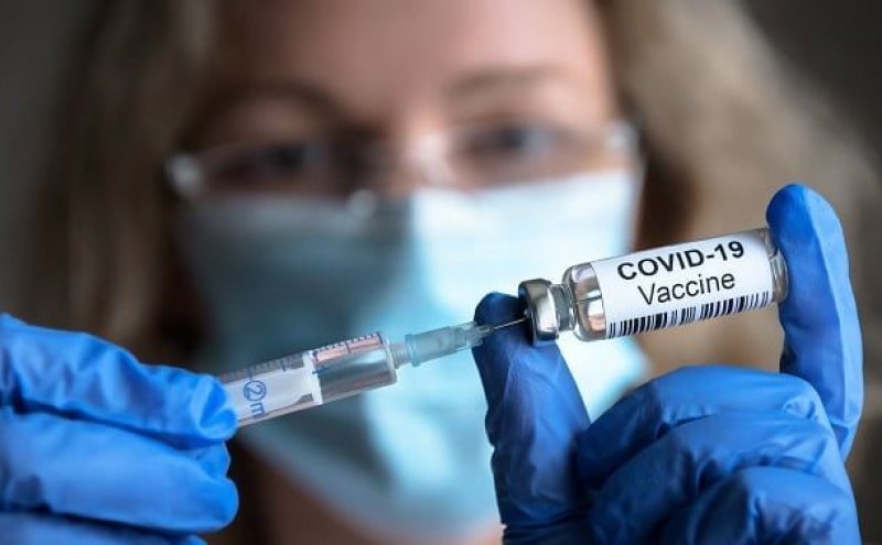 Combinação de infecção e vacinação fornece superimunidade para Covid, diz estudo
